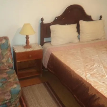 ゲストハウス Casa Romao 3*